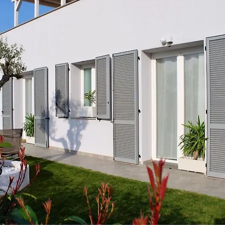 Apartment Seahome-private Park, Garden And Outdoor Kitchen *