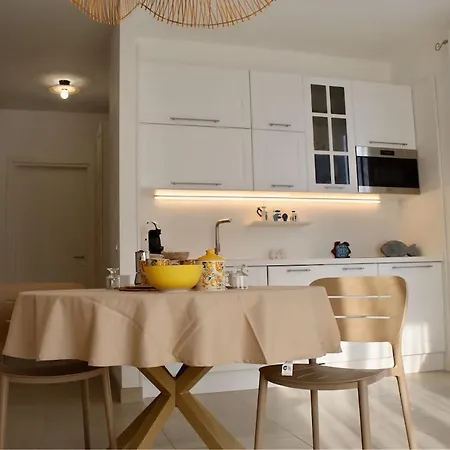 Seahome-private Park, Garden And Outdoor Kitchen *
